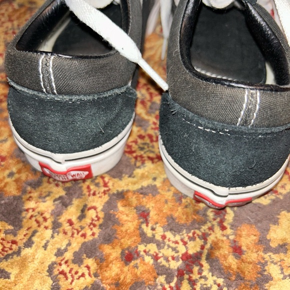 Specialized Van Sneaker - Picture 3 of 5